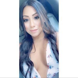 Meet your Posher, Liz